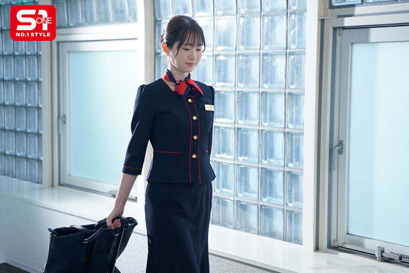 白上咲花作品SONE-770发布!被巨汉前辈今井勇太压制!空姐被征服了!