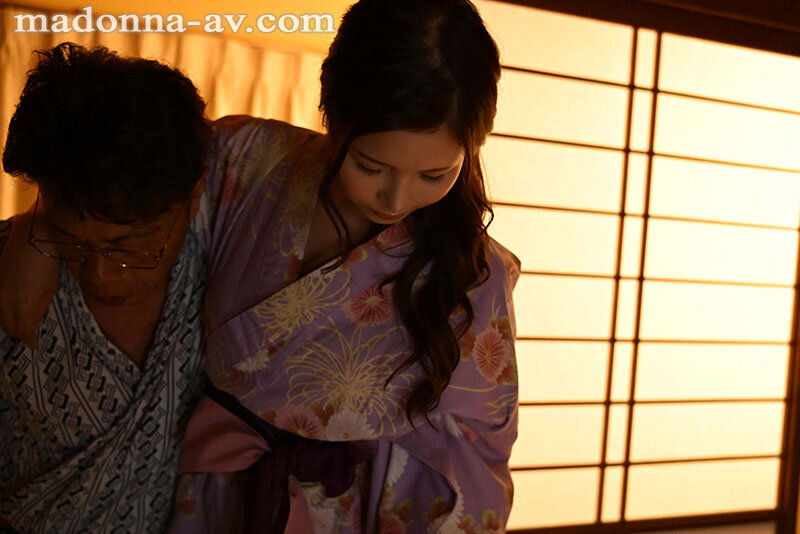 松野蘭(松野兰)作品JUR-148发布!人妻社员参加都是男员工温泉旅行,酒后惨遭众人轮奸中出