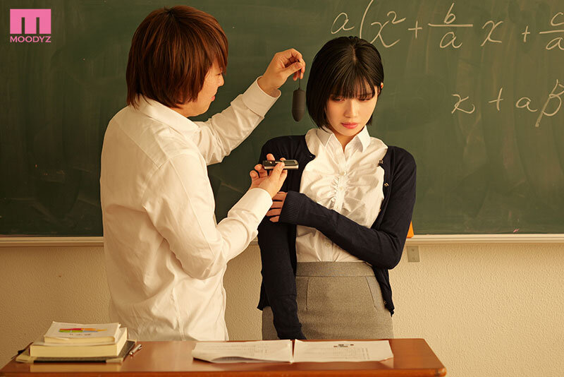 石原希望作品MIDA-242发布!新人女教师校园内自慰被发现,沦为全校师生性奴在所有人面前高潮失禁