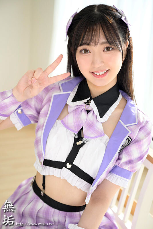 永野鈴(永野铃)作品MUKC-082发布！卡哇伊地下偶像的秘密线下打炮，用中出OK变装SEX！