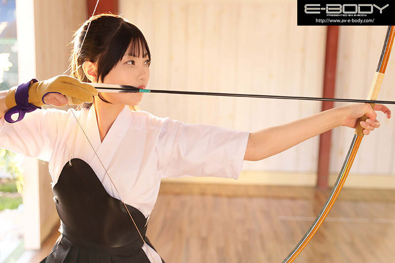 (EBWH-210)最强弓道女子!极致肉体超美Body的她全集中SEX!