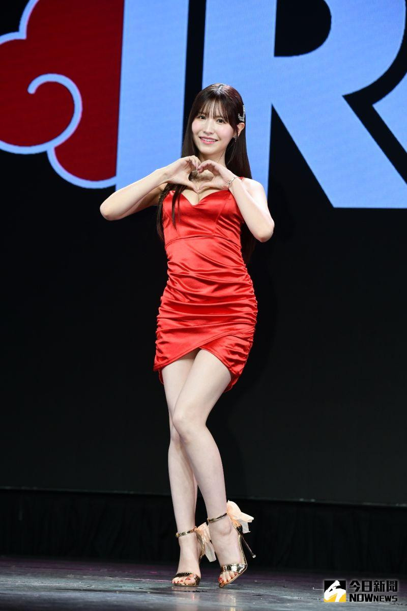 TRE宣传后⋯桜空もも(樱空桃)在台北街头当马路小英雄!