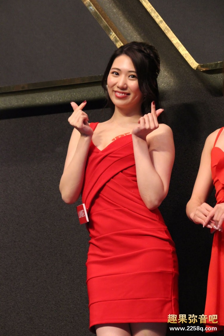 EBNBk5kU4AAe19d.jpeg 山岸逢花出道4周年 一起来回顾一下她的奋斗史吧