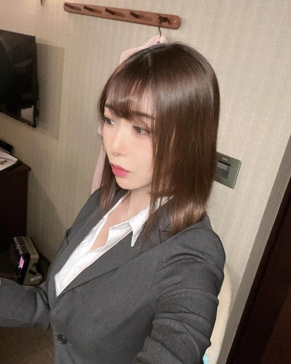 最新推荐!171公分AV界长腿代表《黑川堇》精选作品介绍……