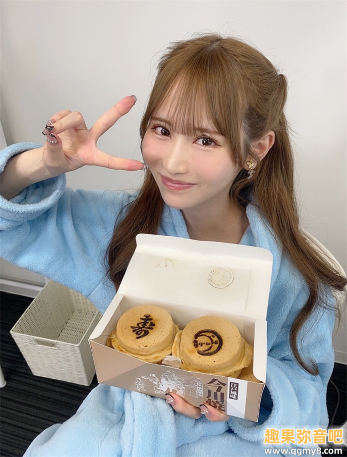 男艺人偷拔套被抓到 小野六花怒了拒绝中出!