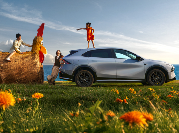 何小鹏谈小米YU7订单数据:很惊讶 创造了一个神话 何小鹏谈小米YU7订单数据:很惊讶 创造了一个神话