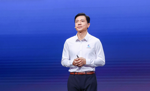 李彦宏反思百度战略:减少发力方向 聚焦核心战场 李彦宏反思百度战略:减少发力方向 聚焦核心战场