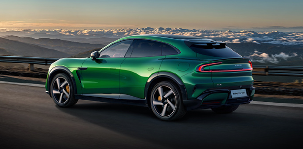 外媒预测:小米电动汽车销量或在2026年超越特斯拉 外媒预测:小米电动汽车销量或在2026年超越特斯拉