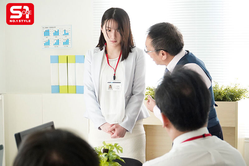 鷲尾めい(鹫尾芽衣)作品SONE-851发布!因为业绩最烂⋯所以她只能露出隐藏的K罩杯当大家的自慰套了!