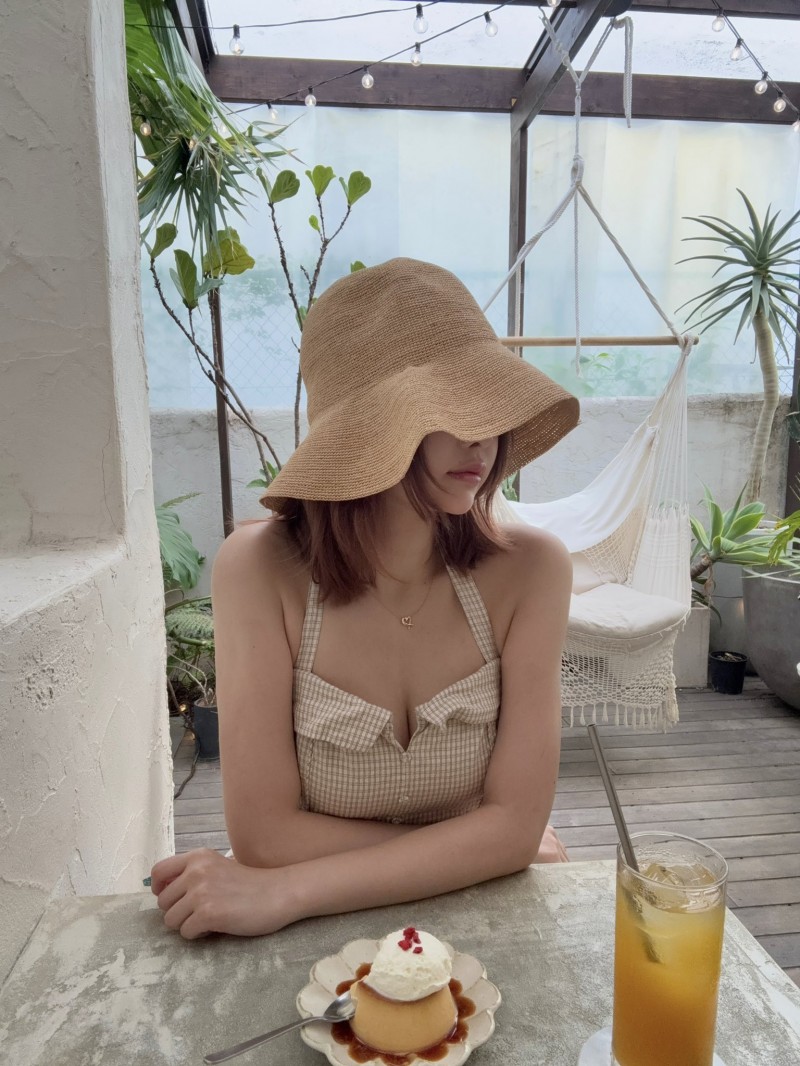 六本木第一女公关拍AV是掉漆?但8MAN那位新人れん(恋)是⋯