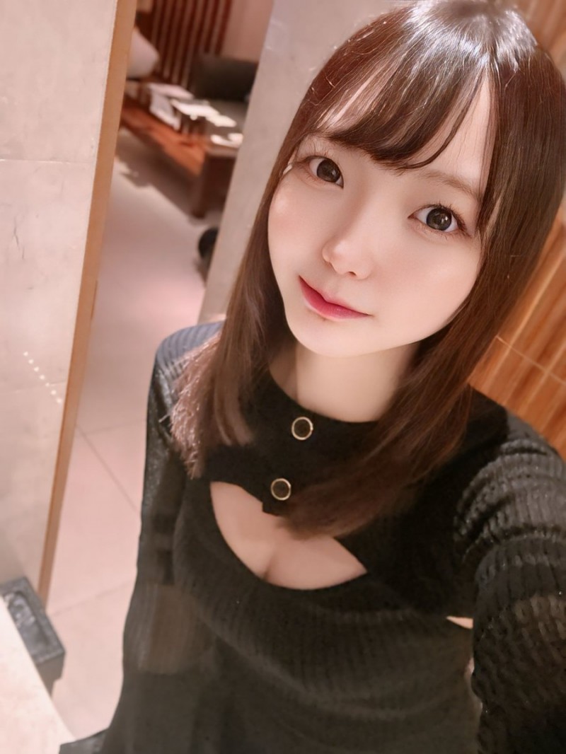 青井蓝(あおい藍)出道作品番号及封面,青井蓝个人简介