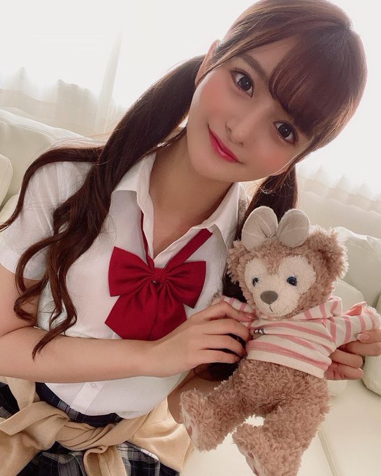 日向真凛(ひなたまりん)移籍首部作品番号及封面,日向真凛个人简介