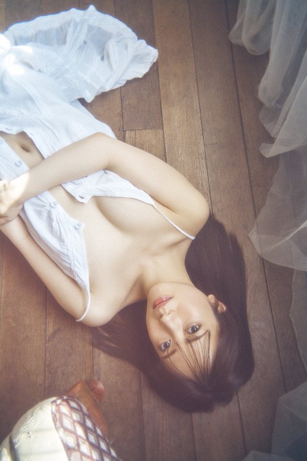 小凑四叶(小湊よつ葉)出道作品番号及封面,小凑四叶个人简介