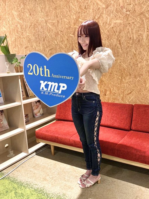 雅子里菜(雅子りな)出道作品番号及封面,雅子里菜个人简介