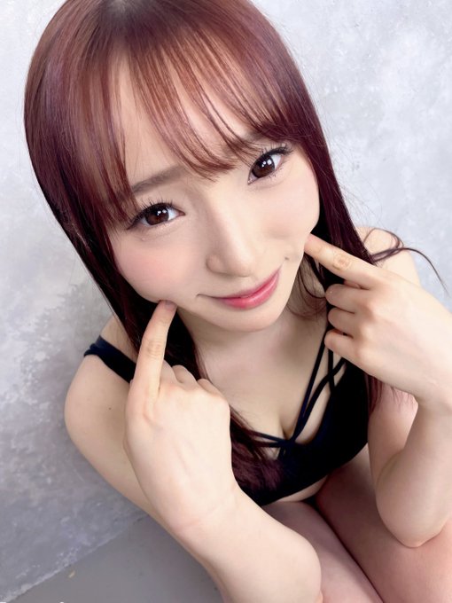 雅子里菜(雅子りな)出道作品番号及封面,雅子里菜个人简介