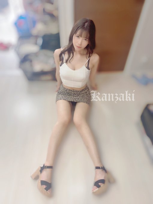 神崎黑惠(神崎くろえ)首部素人AV作品番号及封面,神崎黑惠个人简介