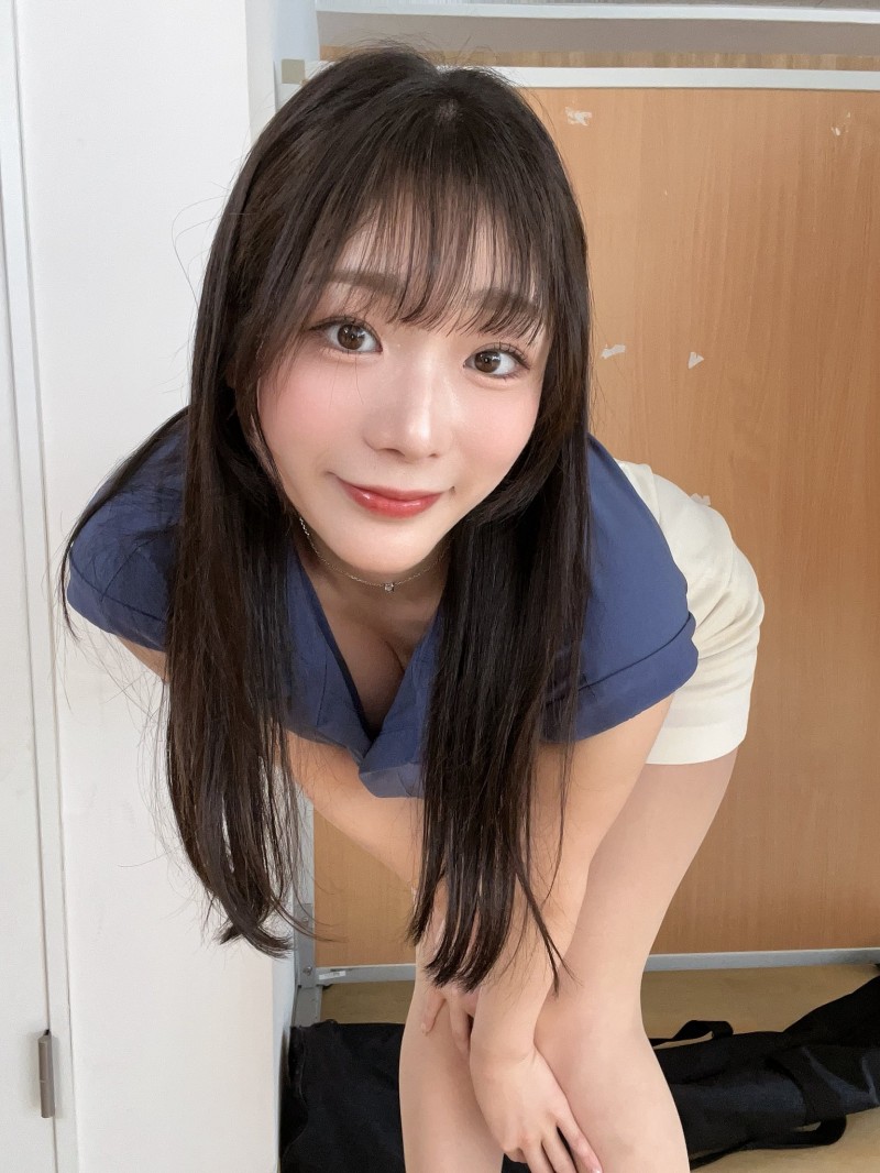 在电车站被痴汉偷拍⋯去年参加TRE的她气炸!