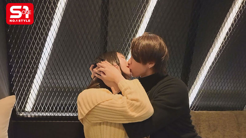 (SONE-886)暂离战线前的最后一支作品⋯村上悠华却想不起来自己拍了什么!