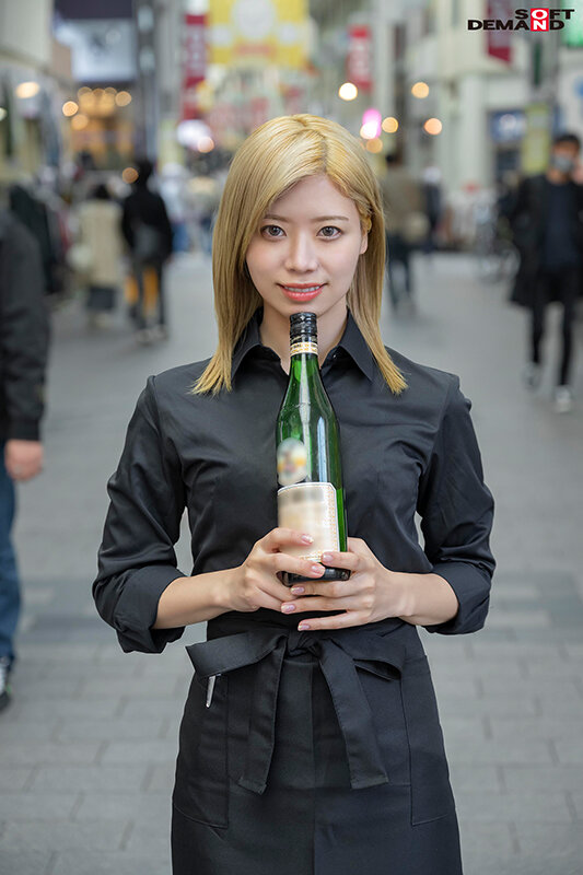 結菜さき(结菜沙树)出道作品SDTH-021发布!13岁就会潮吹!这样的金发辣妹同时对决森林原人和鲛岛