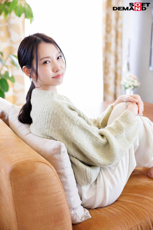 今村由美作品SDNM-519发布!「绘画学校的火辣讲师」在自家客厅超激烈SEX…