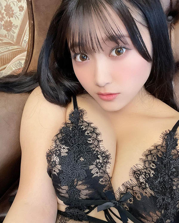 最新推荐!小只马巨乳妹《姫咲华》最新作品介绍……