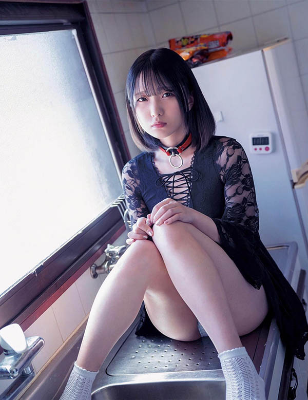 最新推荐!日本女大生《日泉舞香》精选作品介绍……