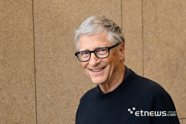 比尔·盖茨已抵达韩国!将寻求疫苗合作 并参加综艺 比尔·盖茨已抵达韩国!将寻求疫苗合作 并参加综艺
