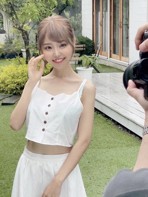 观月爱菜(観月あいな)出道作品番号及封面,观月爱菜个人简介