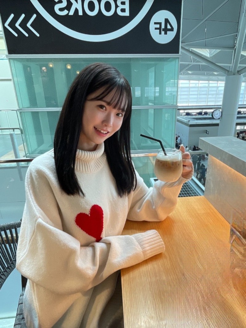 白上咲花出道作品番号及封面,白上咲花个人简介