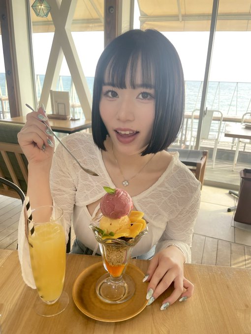 如月里依纱(如月りいさ)出道作品番号及封面,如月里依纱个人简介