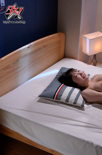 弓乃りむ(弓乃凛梦)作品DASS-232发布!爸妈外出时,巨乳妹妹狂对我示好,「超凶H奶」让人欲望爆棚!