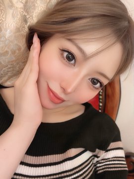 雏乃花音(ひなの花音)出道作品番号及封面,雏乃花音个人简介