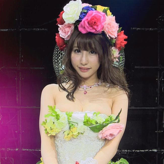 精神不安定!彩美旬果「日渐消瘦+直播上痛哭」 达人:身体出状况了