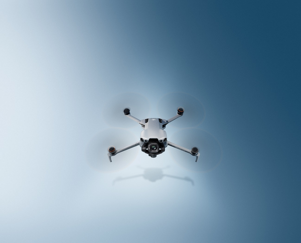 大疆发布DJI Mini 5 Pro一英寸大底全能迷你航拍机 大疆发布DJI Mini 5 Pro一英寸大底全能迷你航拍机