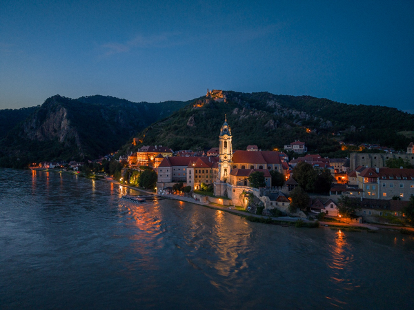 (一英寸大底相机样张) 大疆发布DJI Mini 5 Pro一英寸大底全能迷你航拍机