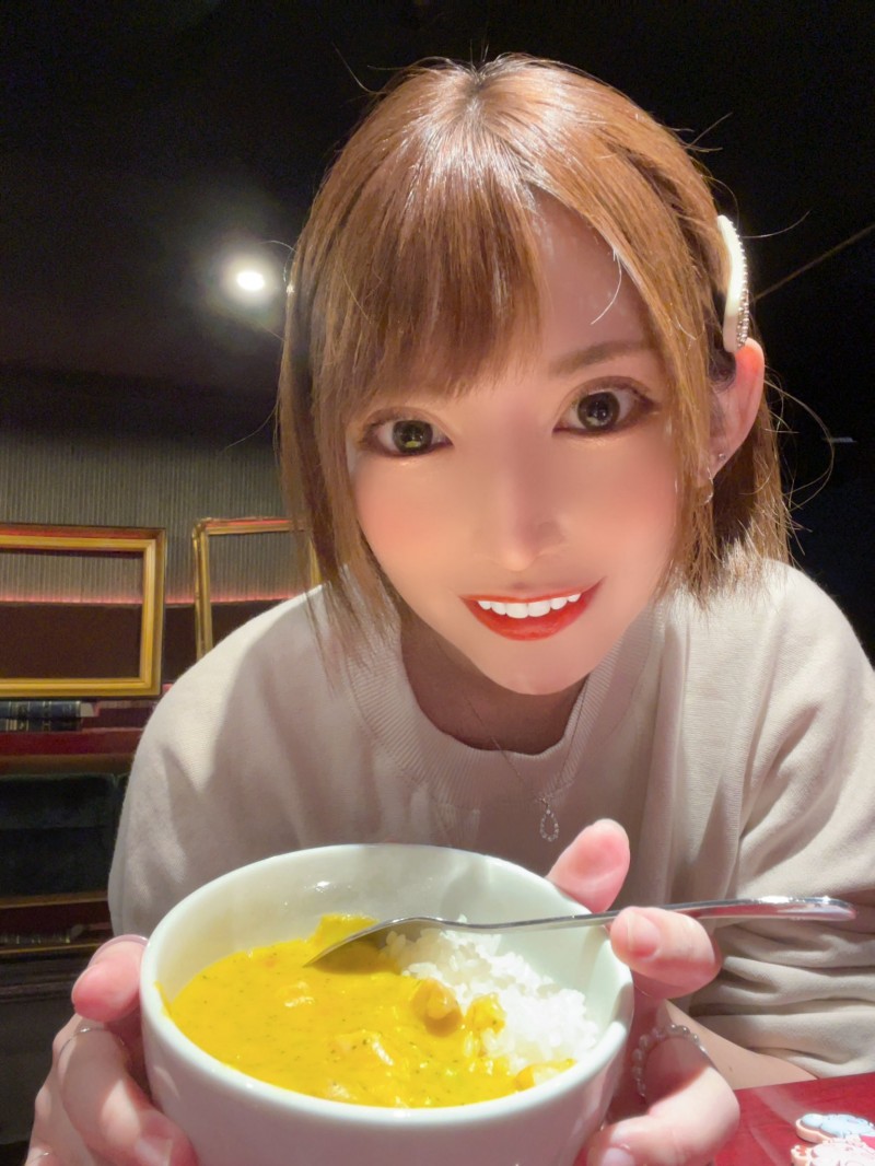 被家人抓到了!她考虑删掉社群帐号!