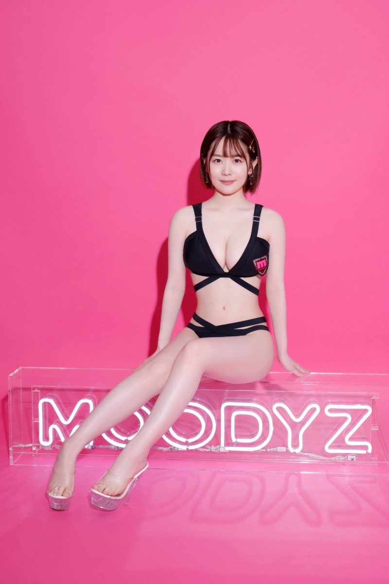 17位专属女优总动员促销!Moodyz的一姐就是她!