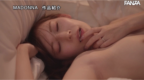 明里つむぎ(明里䌷)作品JUQ-358发布!工作犯大错!只能露出绝对领域道歉了!