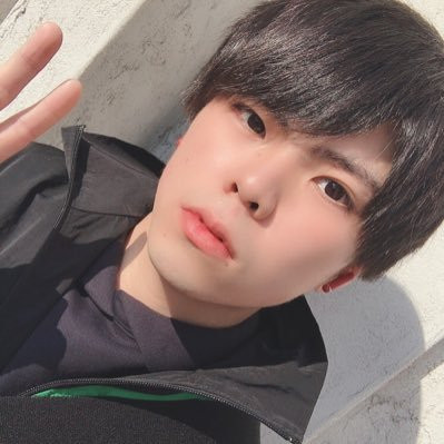 才被鷲尾めい(鹫尾芽衣)无限奶交⋯这男优被家人抓到拍A片!