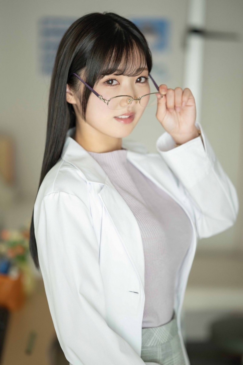 大槻ゆりか(大槻百合香)出道作品MIFD-481发布!性经验只有一次的保健室老师,下海吸取健康教育知识!