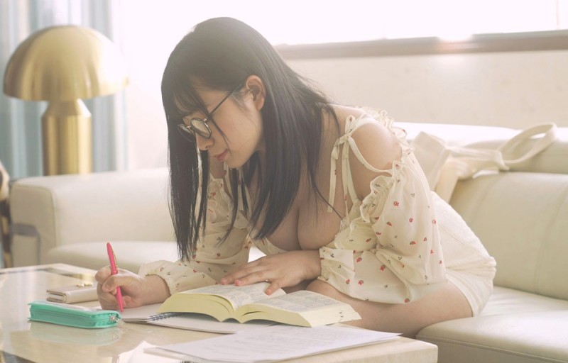 其实没有删帐号?巨乳写真女优白花のん(白花暖)消失之谜解析!