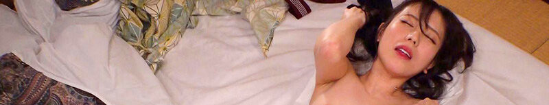 小湊よつ葉(小凑四叶)作品STARS-859发布!出道一周年纪念被狂射12发!