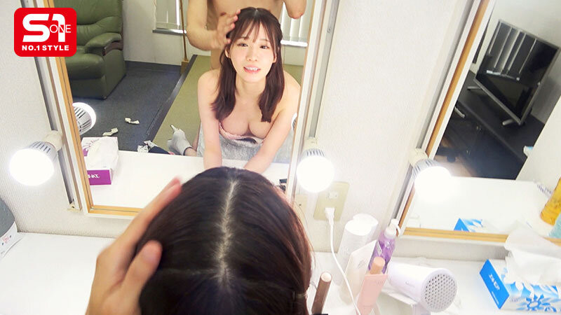 未歩なな(未步奈奈)作品SONE-904发布!走到哪里都被突袭!先吓死她再爽死她