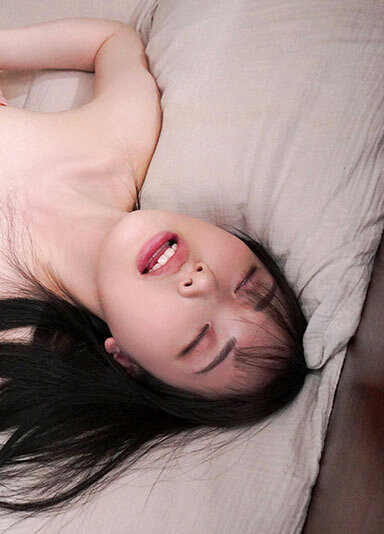 石川澪作品MIDV-516发布!看清楚了!奶头就要这么玩!