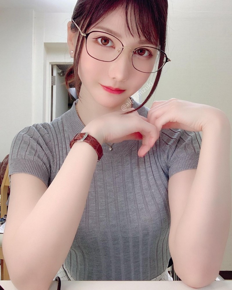 蓝牙水月(藍芽みずき)移籍第一部作品番号及封面,蓝牙水月个人简介