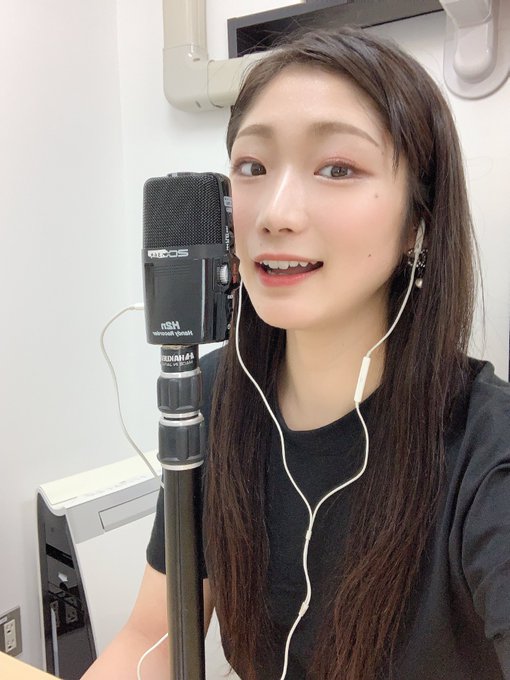 泷唯奈(滝ゆいな)出道作品番号及封面,泷唯奈个人简介