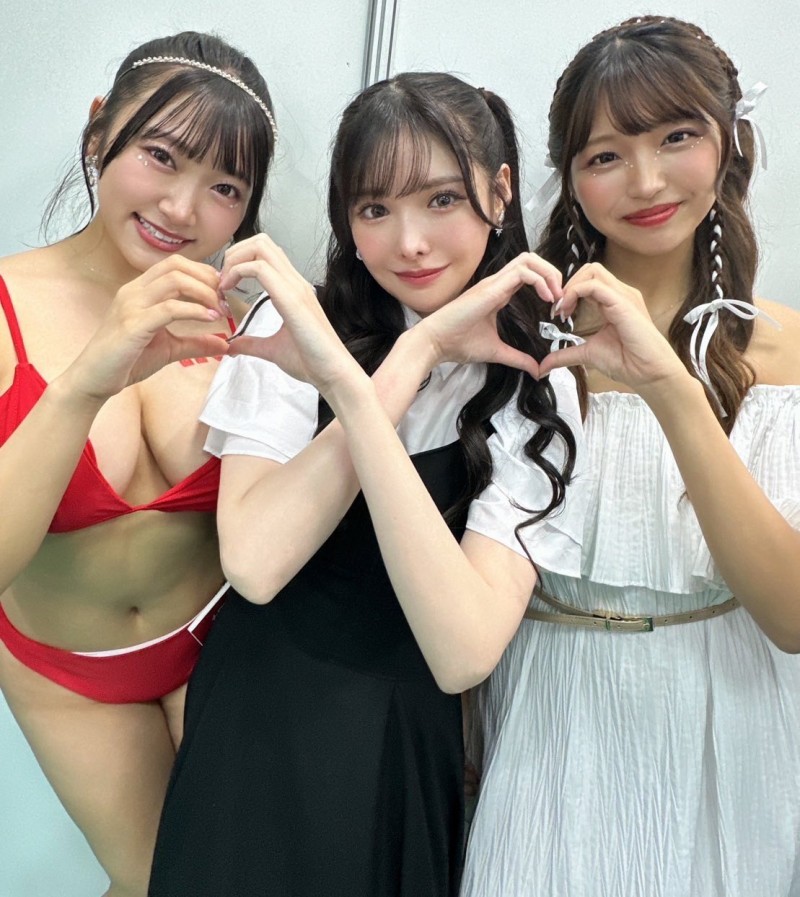 【博狗扑克】女优在后台都在做什么?爆乳发片天后《姫咲华》不停被玩奶!【EV扑克下载】 【博狗扑克】女优在后台都在做什么?爆乳发片天后《姫咲华》不停被玩奶!【EV扑克下载】