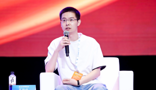 宇树王兴兴 王兴兴:具身智能如果真的实现 可能距离AGI也不远