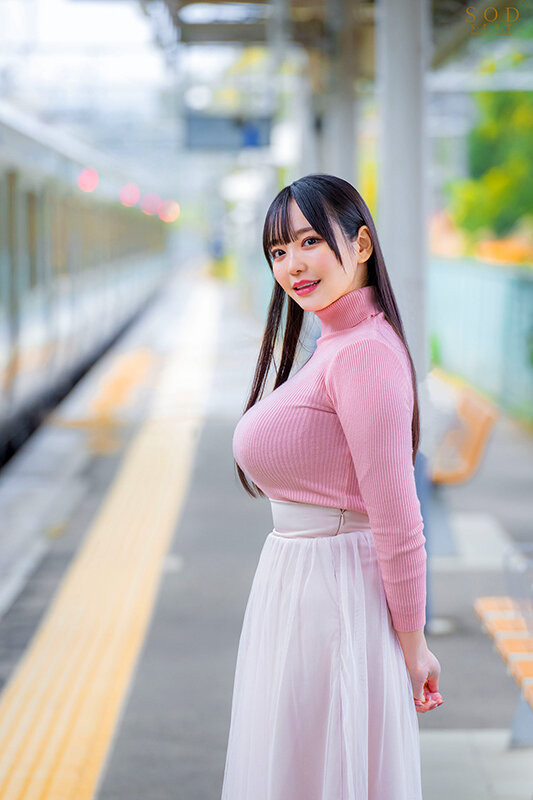 恋渕ももな(恋渕桃菜)作品STARS-812发布!被男优揉了一年!她竟然成长到了O罩杯!