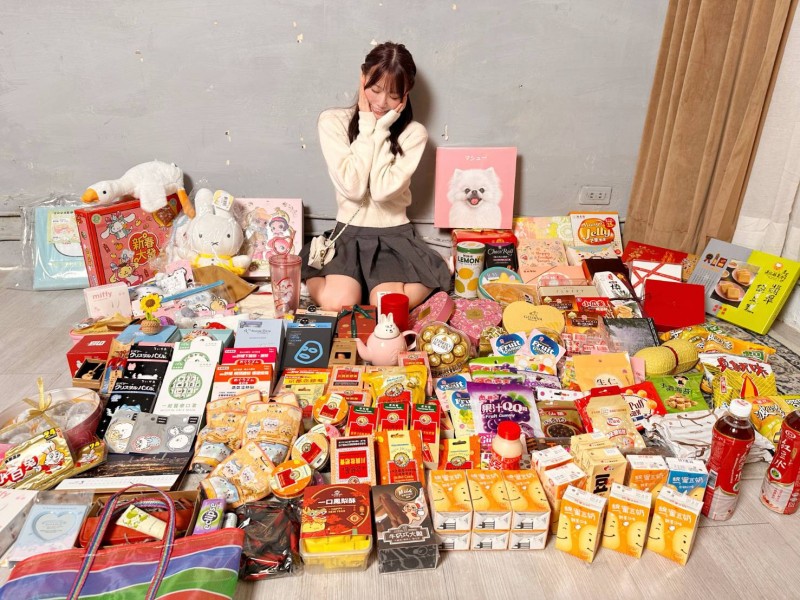 粉丝送的东西太烂?女优晒礼物被骂到爆!